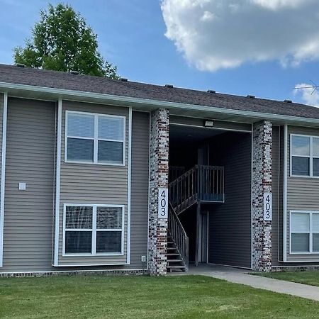 The Mary Lou - 2 Bedroom Apt In Quilt Town, Usa Hamilton Экстерьер фото